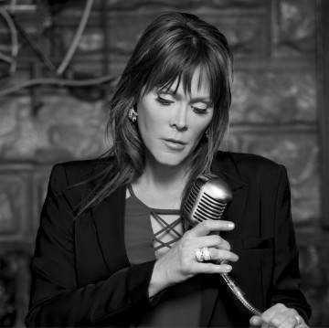 Beth Hart - Fire On The Floor