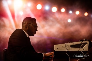 Le grand Lotfi Bouchnak sur la scène du festival International de Hammamet