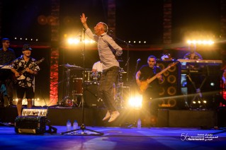 Après 12 ans, L’Orchestre National de Barbès (ONB), de retour au Festival International de Hammamet et continue à faire danser la foule avec leur brassage musical.