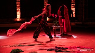 Spectacle «Yakouta » de Leila Toubel sur la scène du Festival International de Hammamet