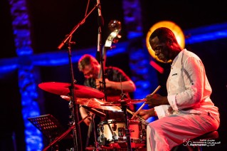 Le compositeur et producteur américain, la légende vivante, Kurt Rosenwinkel sur la scène du Festival International de Hammamet.