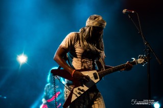 Le spectacle de Kel Assouf sur la scène du Festival International de Hammamet.